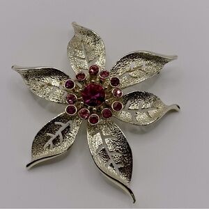Vintage Signed Sarah Coventry Brooch